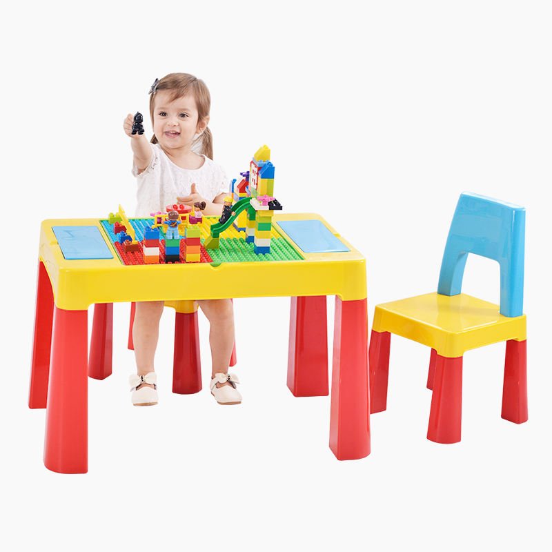 Kid's Table & Chair Playing Set © - Zambeel